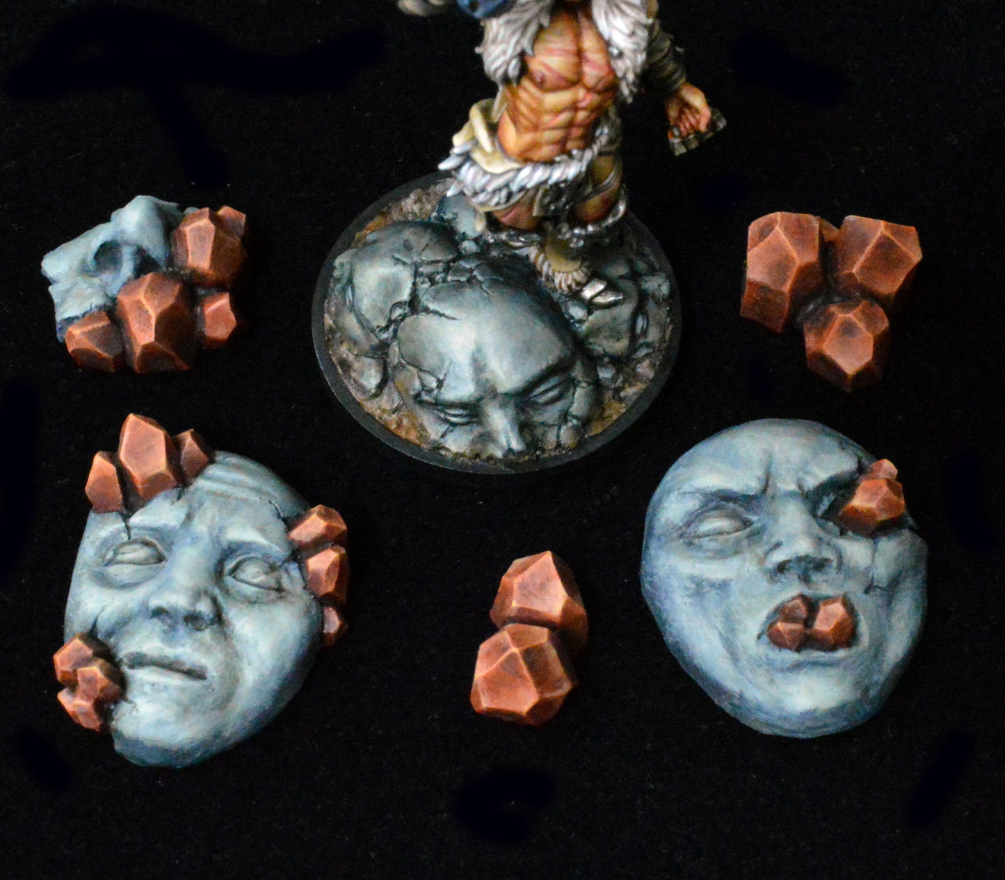 Crystals and Faces Base Accessories x 5